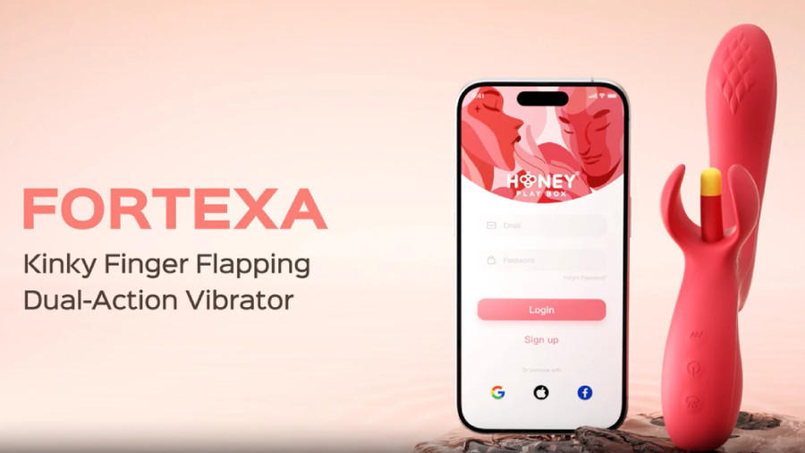 Honey Play Box Fortexa press image showing flapping dual vibrator